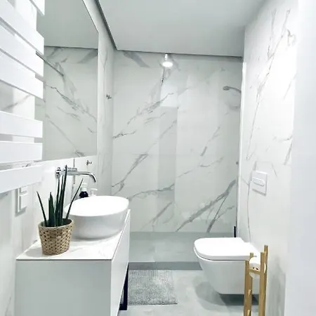 Mycherry - Old Town - Wiezienna 21c