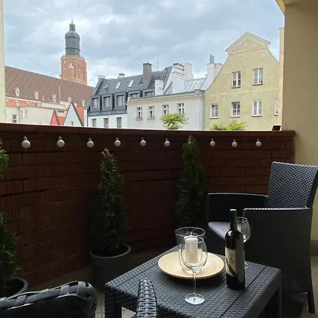 Mycherry - Old Town - Wiezienna 21c *