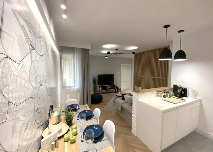 Mycherry - Old Town - Wiezienna 21c * 弗罗茨瓦夫