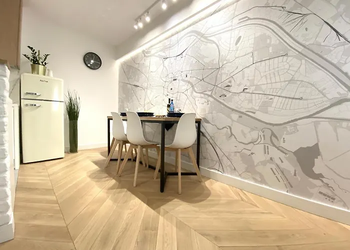 Mycherry - Old Town - Wiezienna 21c * 弗罗茨瓦夫